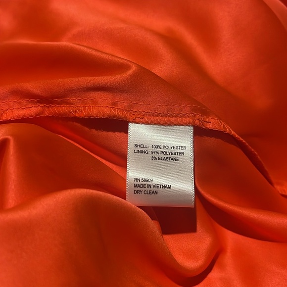 Alex Marie
Crystal Embroidered Lace Sleeveless Dress - Picture 10 of 10